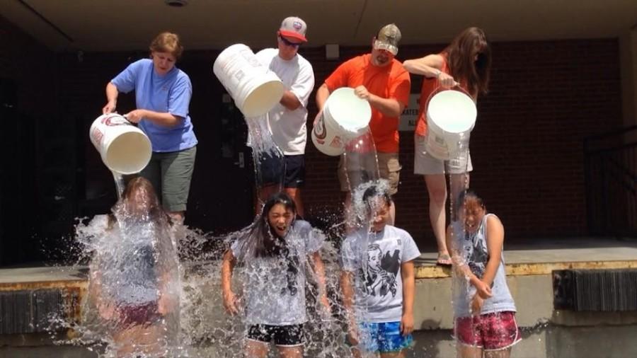 Bearden+junior+marching+band+members+Danielle+Fannon%2C+Madison+Chan%2C+Rebecca+Mu%2C+and+Jessica+Mu+take+the+ALS+ice+bucket+challenge+after+being+nominated+by+band+director+Mrs.+Megan+Christian.