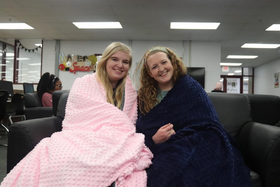 Holly Walker and Lydia Steimer are completely on board with the new weighted blanket trend.