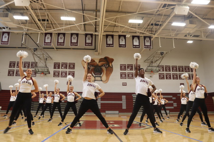 The+Bearden+dance+team+always+does+one+final+dress+rehearsal+in+the+gym+before+heading+to+nationals.