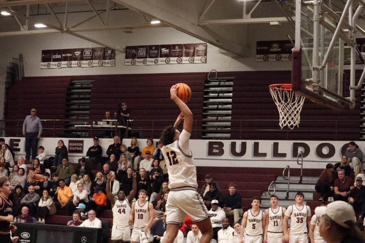 Sean Capshaw goes up for a dunk.